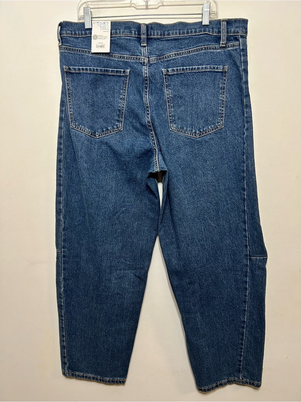 New! Time and Tru High Rise Barrel Leg Jeans Womens Size 18 - Picture 5 of 7